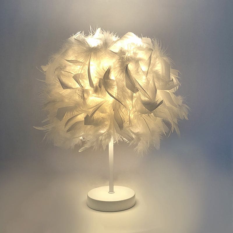 PlumeGlow – Elegant Feathered Globe Lamp