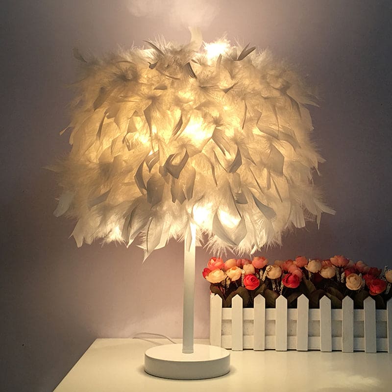 PlumeGlow – Elegant Feathered Globe Lamp