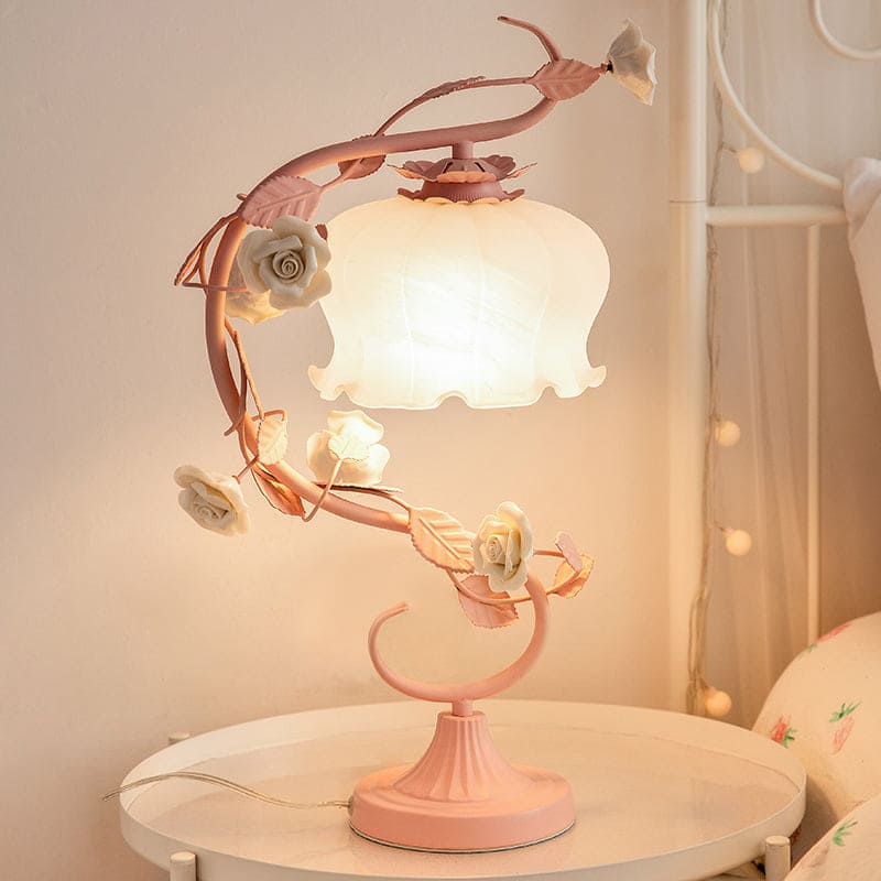 FloraRose – Lampa stołowa w stylu pastoralnym