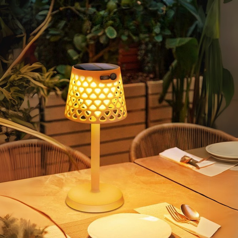 EcoLume – Versatile Solar-Powered Desk Lamp