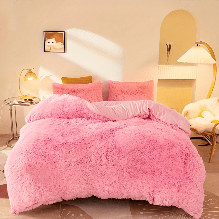 LuxeCocoon - Premium Velvet Duvet and Pillow Set