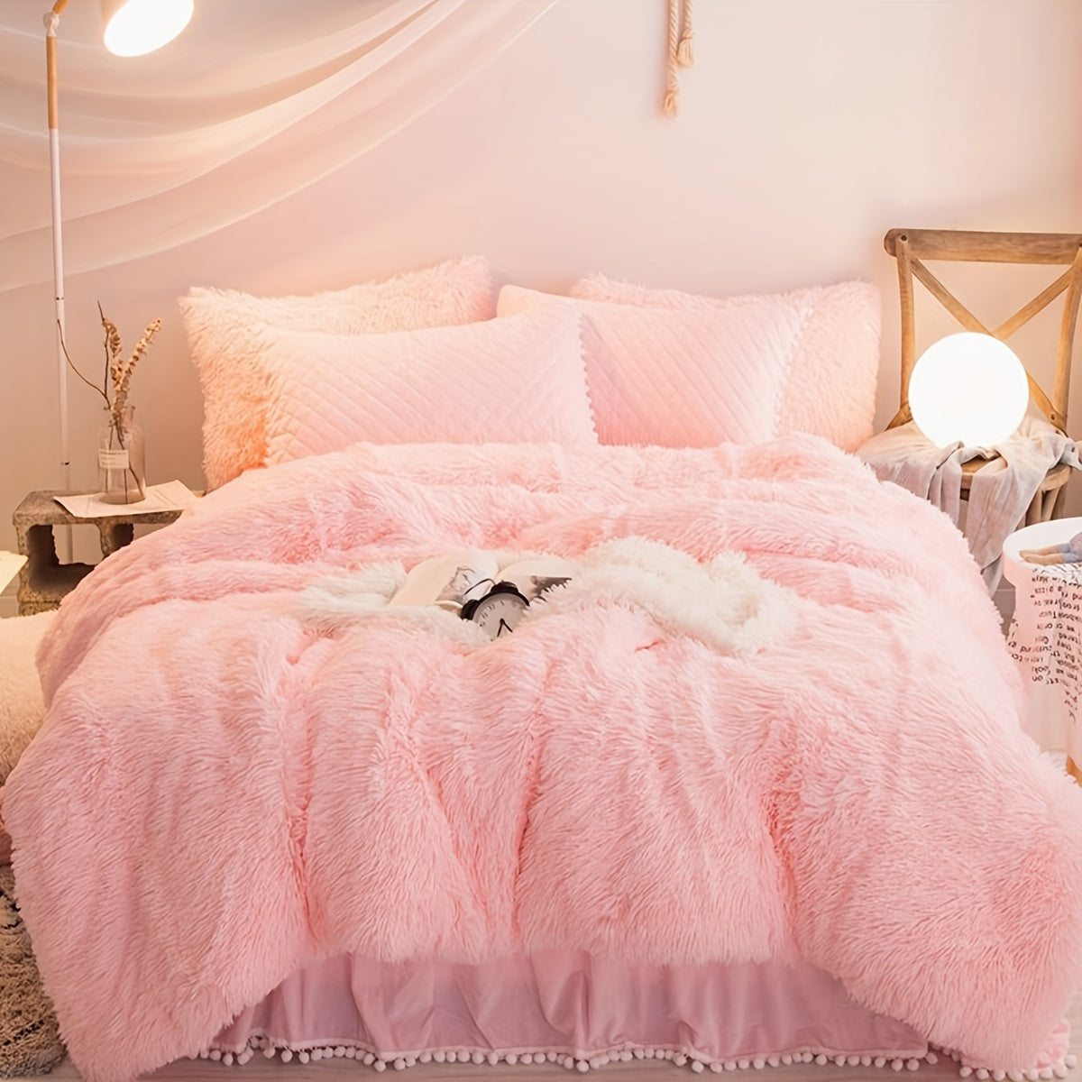 LuxeCocoon - Premium Velvet Duvet and Pillow Set
