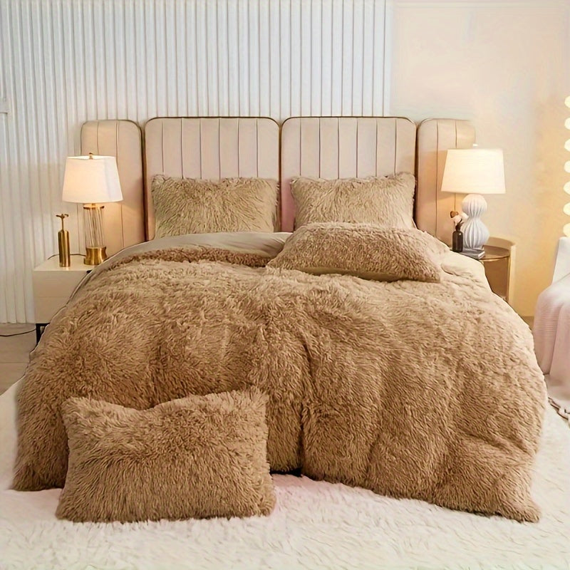 LuxeCocoon - Premium Velvet Duvet and Pillow Set