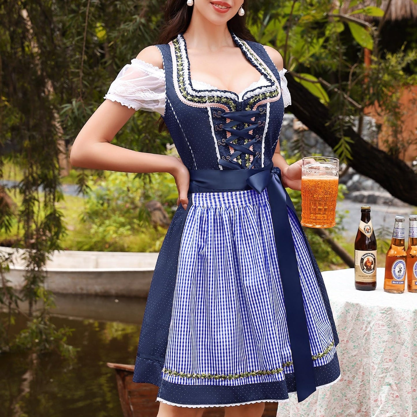 3-piece dirndl in blue – Oktoberfest | Classic traditional costume set with apron and blouse 1