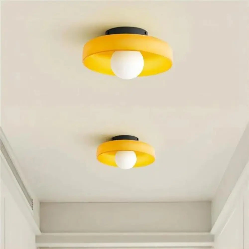 AuraLuxe - Sophisticated Wall Lamp