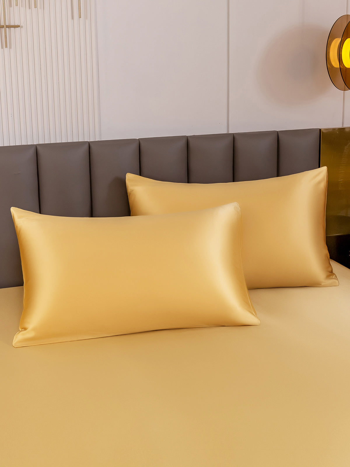 DreamSilk - 2-Pack Mulberry Silk Pillowcases with Hidden Zipper Closure
