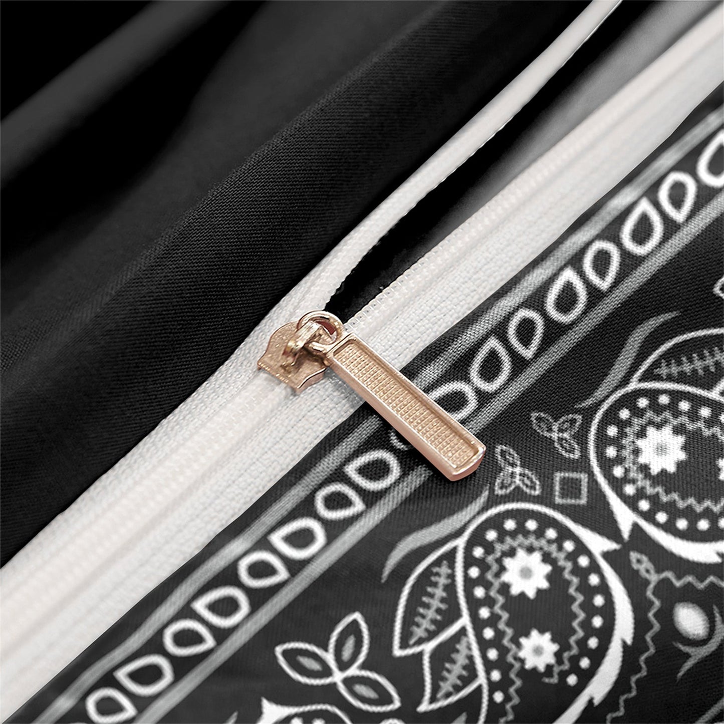 PaisleyAura - Floral Mandala Bedding Set