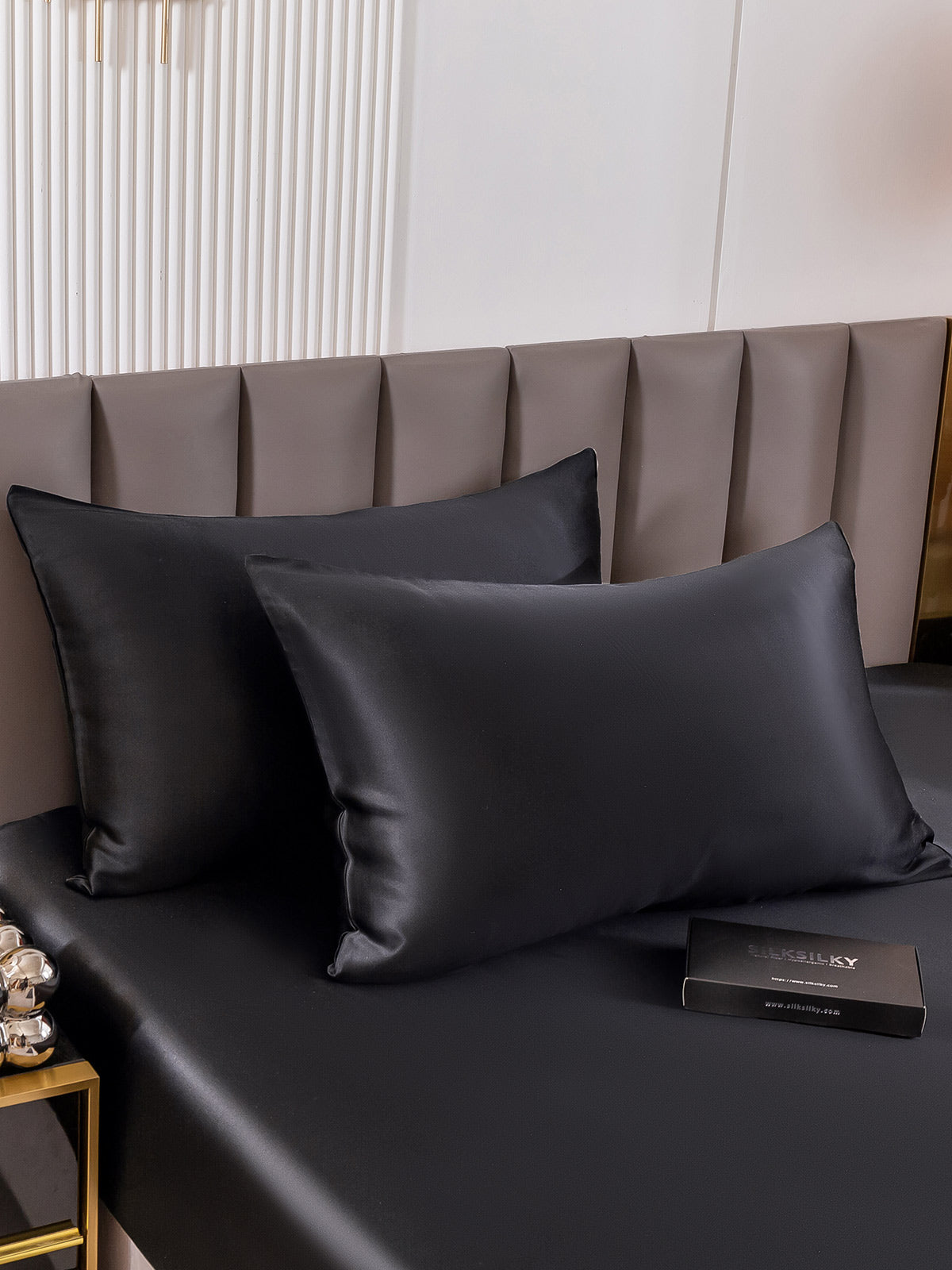 DreamSilk - 2-Pack Mulberry Silk Pillowcases with Hidden Zipper Closure