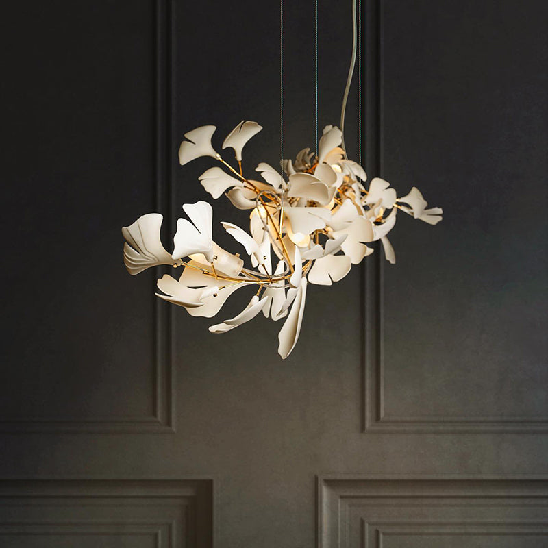 NatureGlow – Elegante pendente a forma di foglia di ginkgo