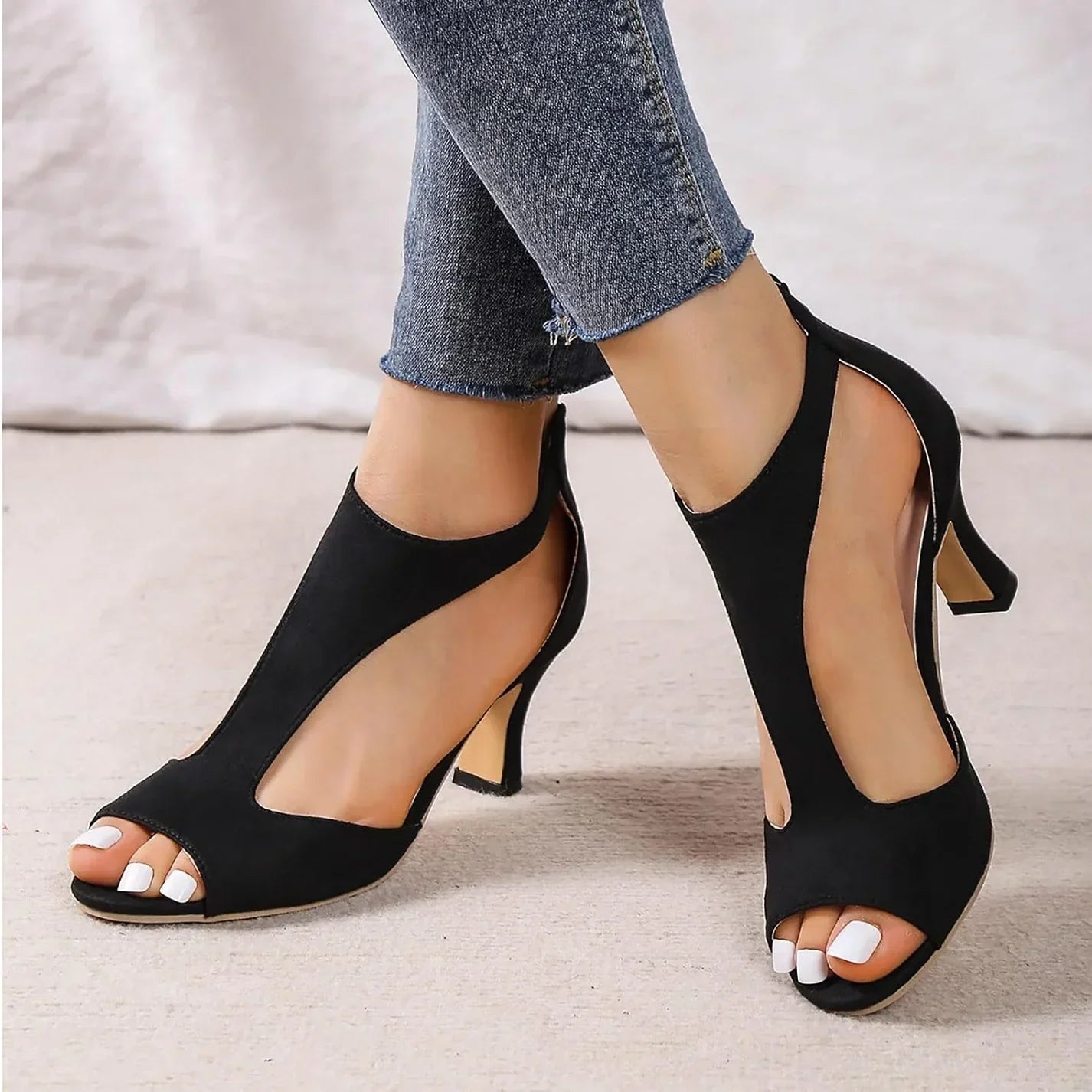 StrideGrace - Orthopedic High Heels Designed for Style and Ultimate Comfort
