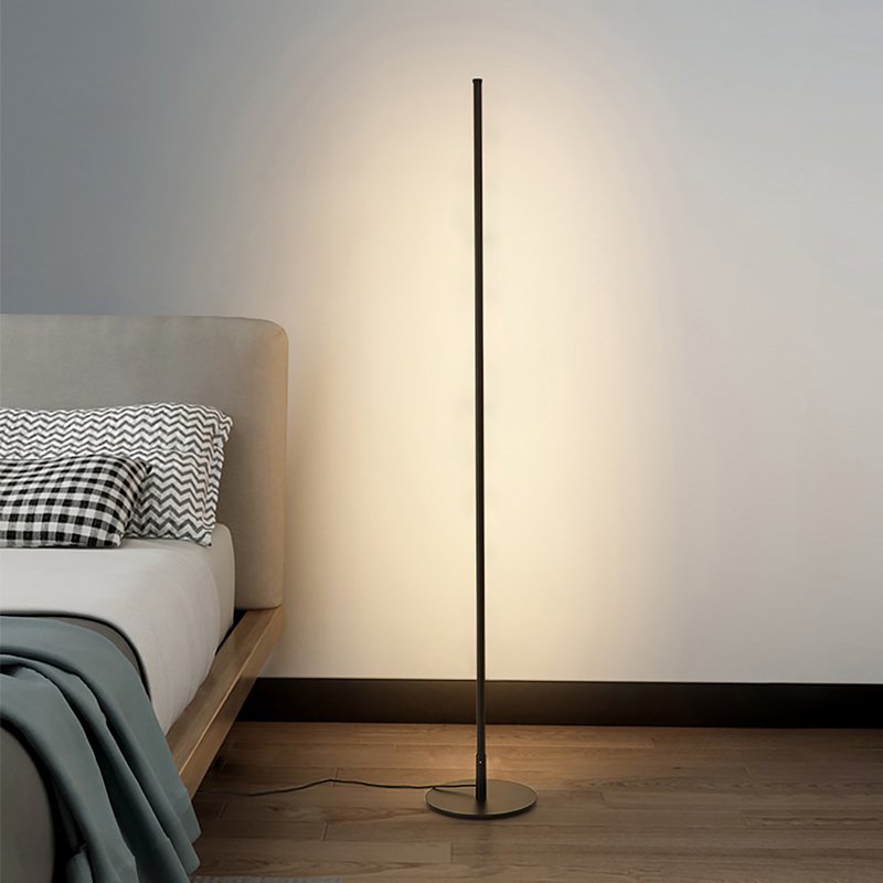 PillarLuxe – LED Gulvlampe med Trådløs Kontrol