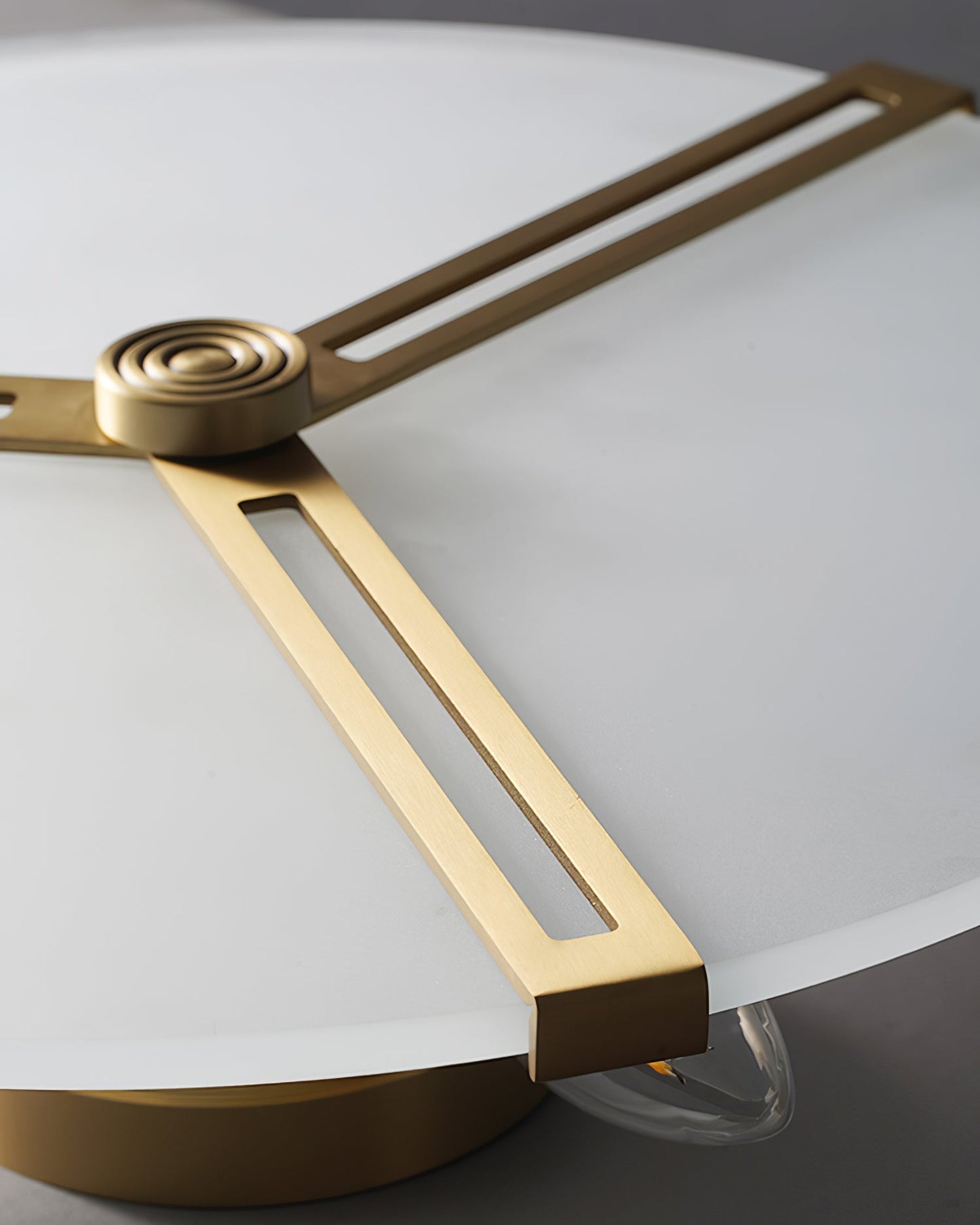 LuxeContempo - Ceiling Light with Sleek Modern Style and Subtle Illumination