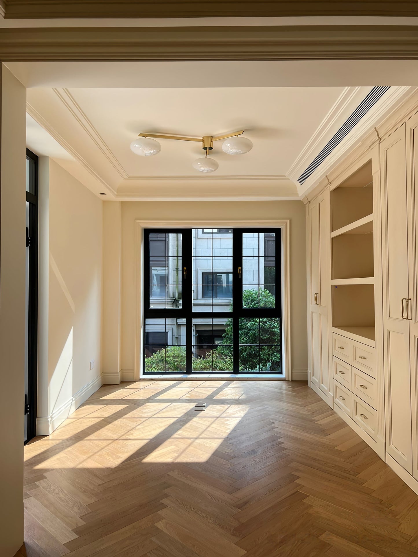 RayLux - Illuminazione da Soffitto