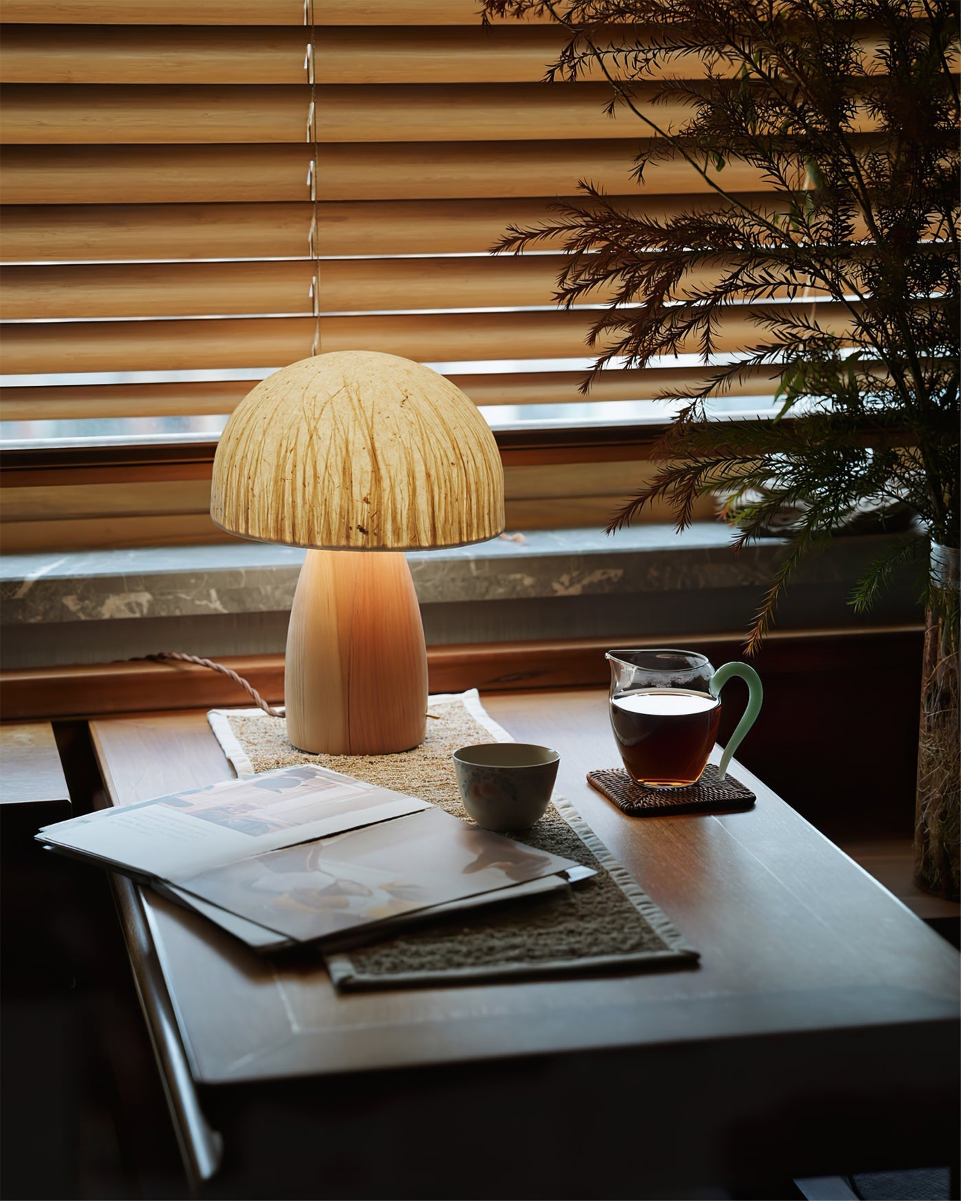 MushroomBeam - Playful Table Lamp with Warm, Cozy Lighting