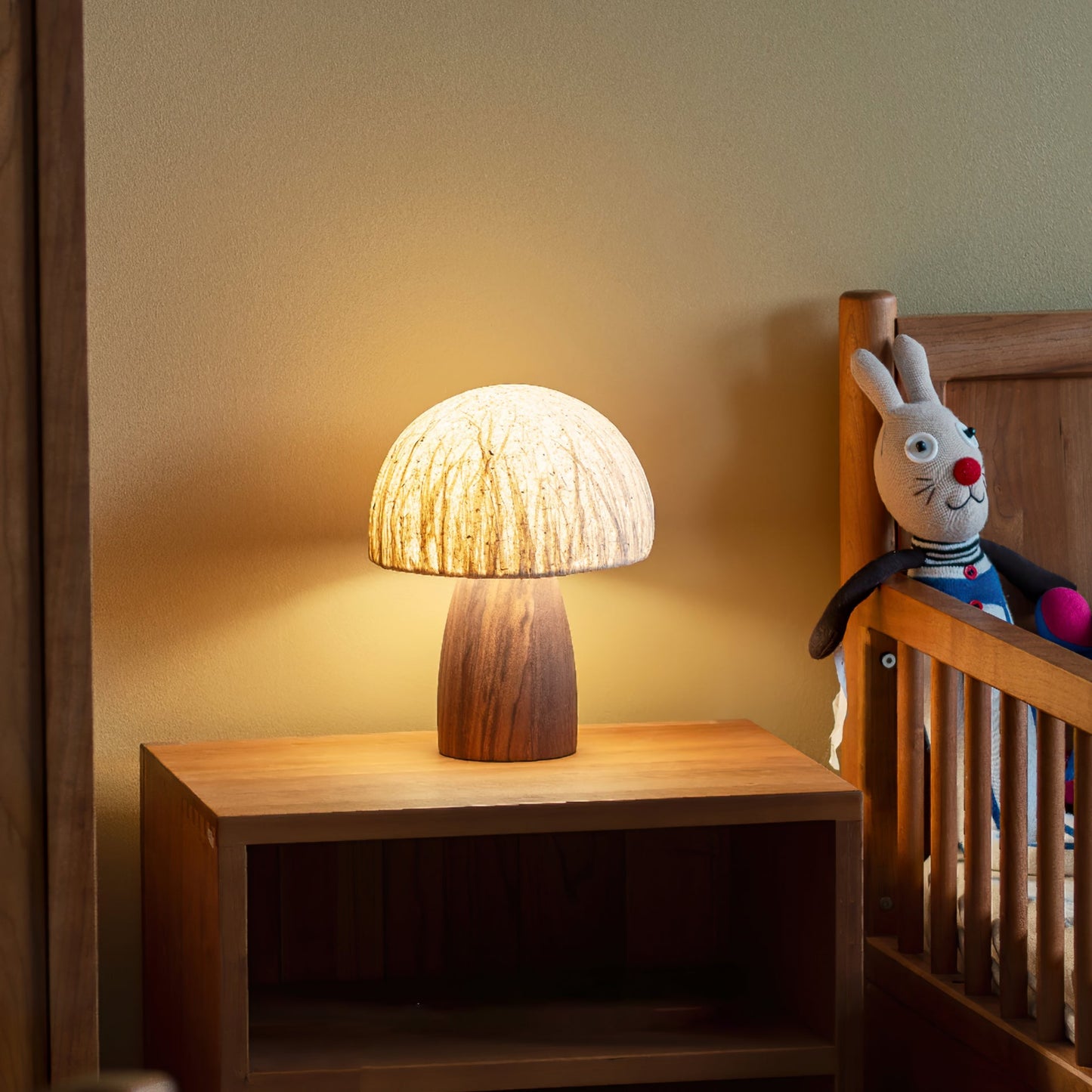 MushroomBeam - Playful Table Lamp with Warm, Cozy Lighting
