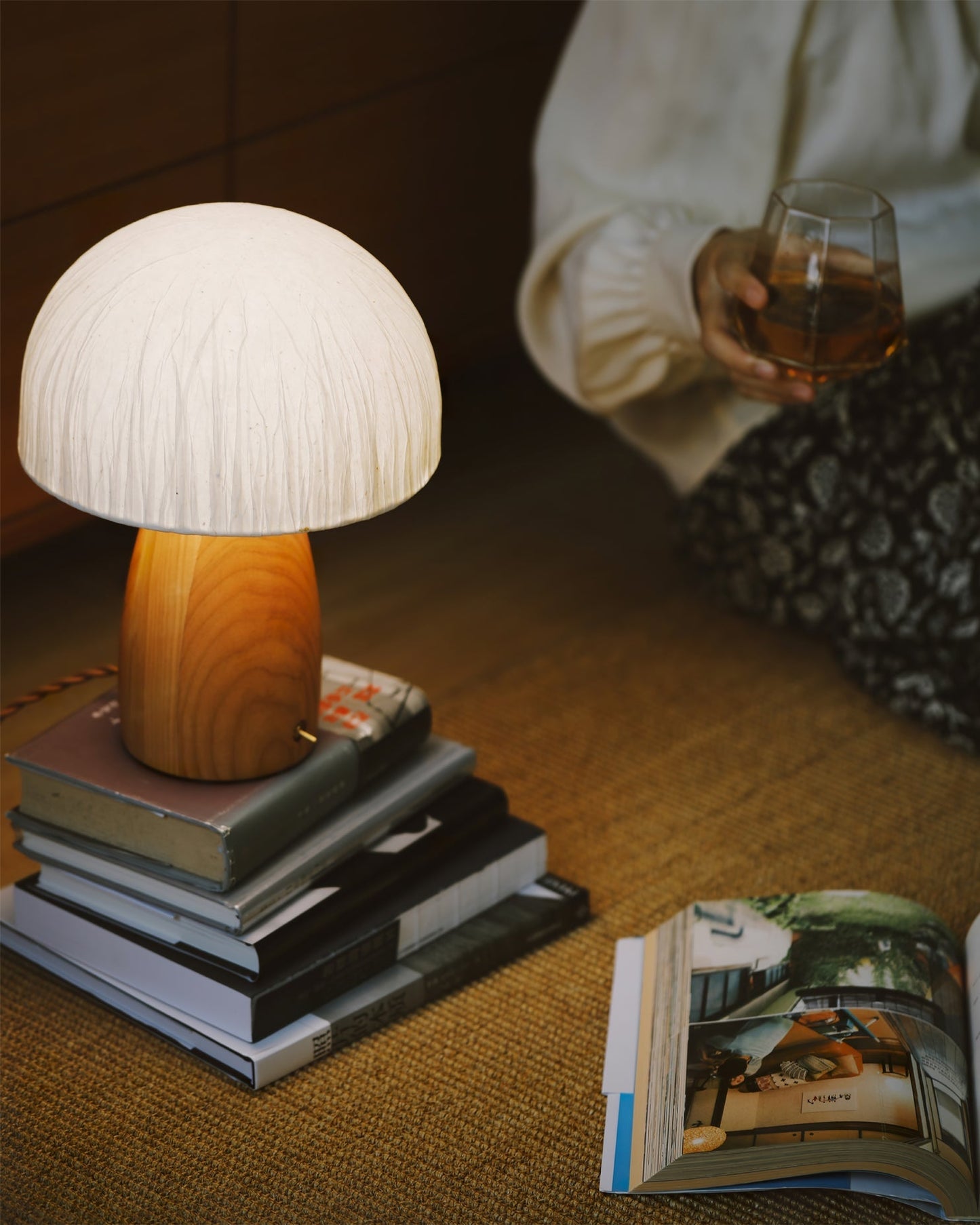 MushroomBeam - Playful Table Lamp with Warm, Cozy Lighting