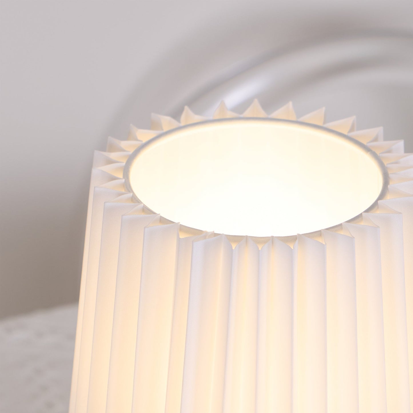 AstralVibes - Elegant Desk Lamp