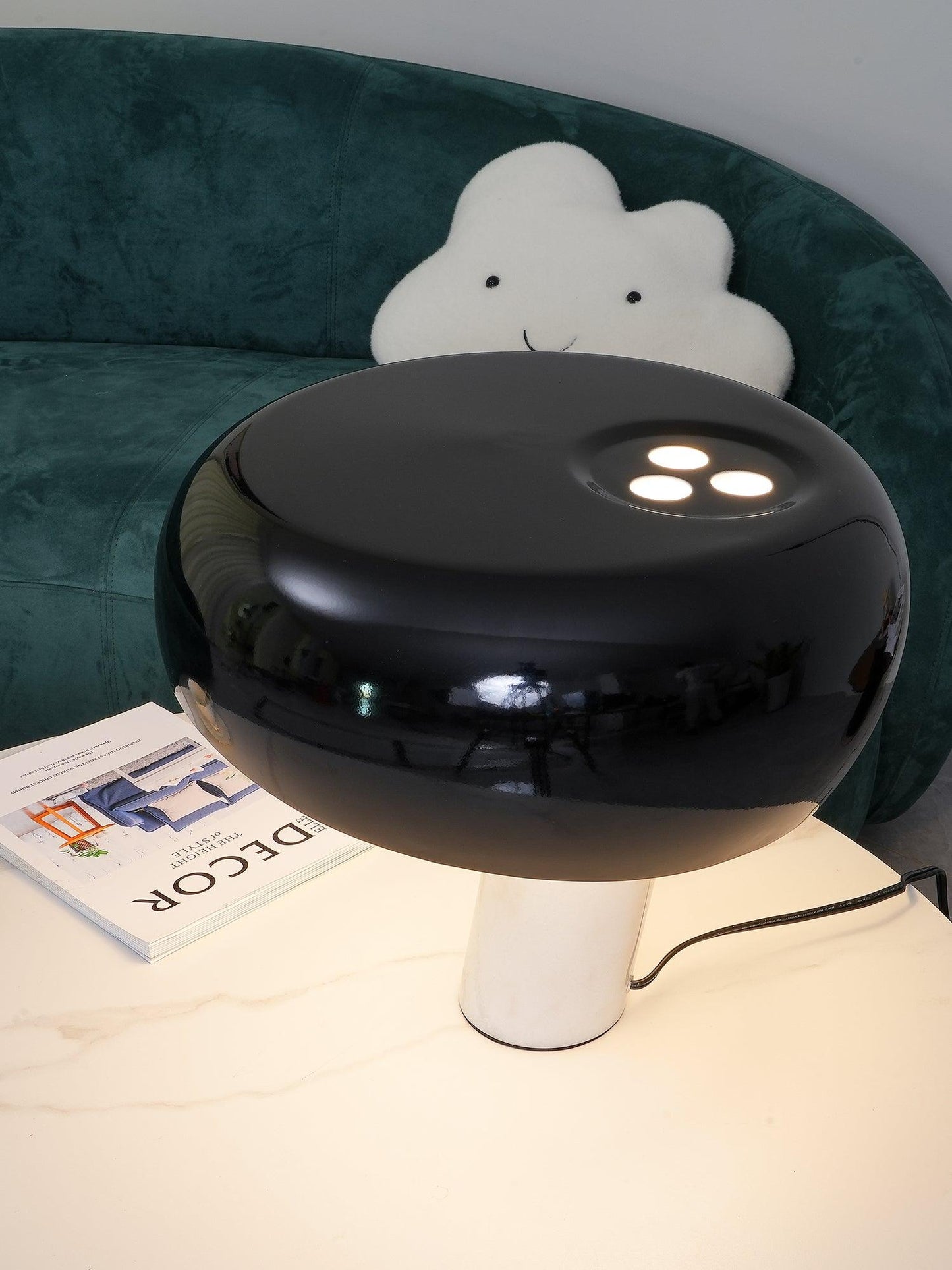 MarbleVista - Stylish Decorative Table Lamp