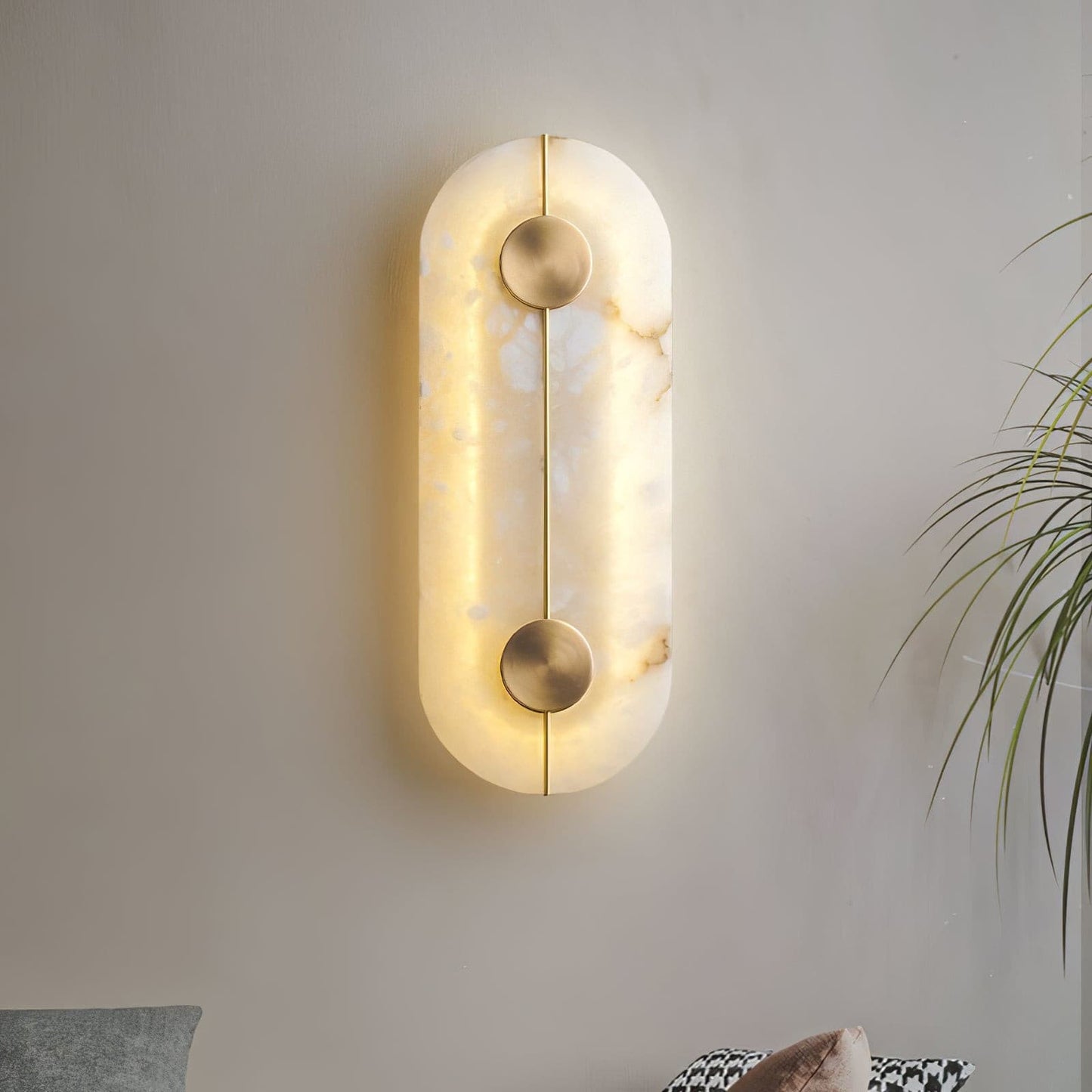 StoneLuxe – Art Deco Wall Lamp with Refined Stone Detail