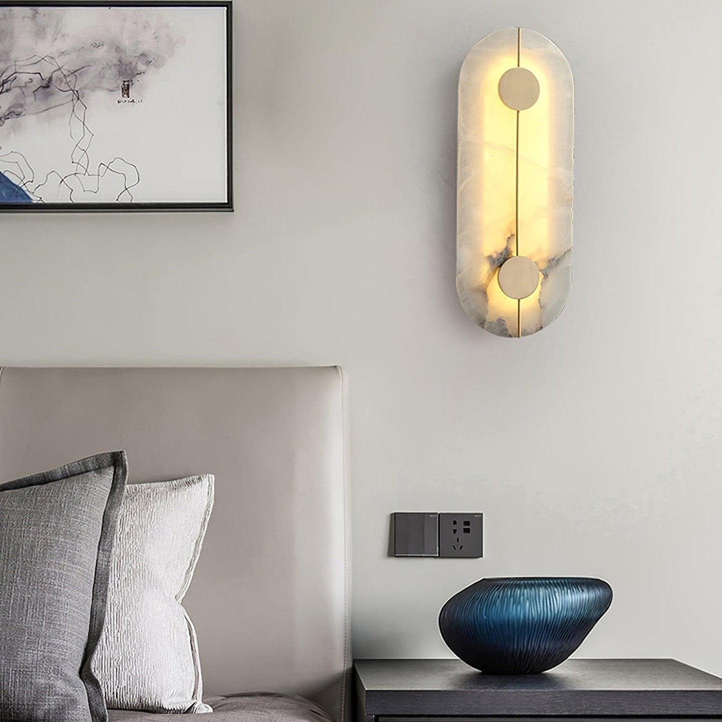 StoneLuxe – Art Deco Wall Lamp with Refined Stone Detail