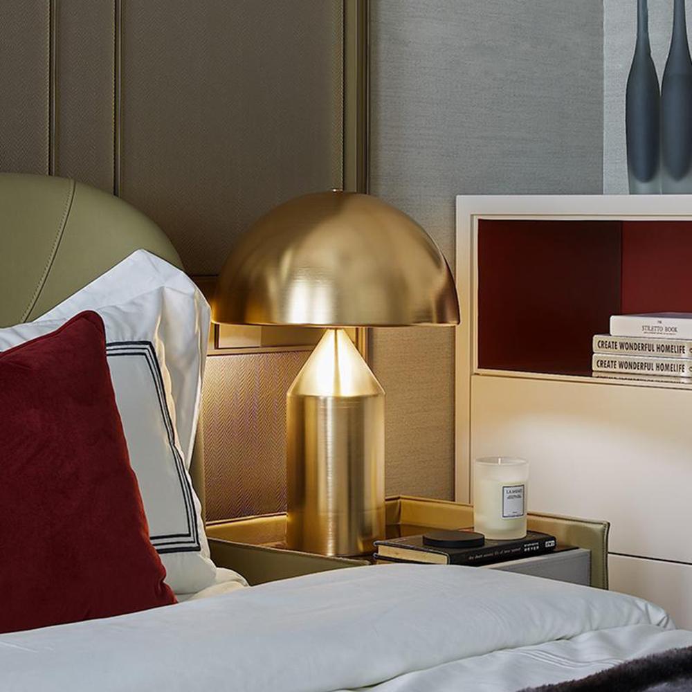 BrightTip - Minimalist Table Lamp