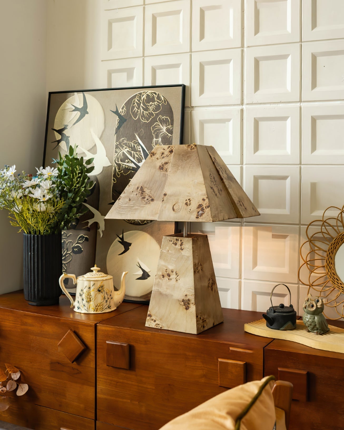 PineAura - Wooden Table Lamp