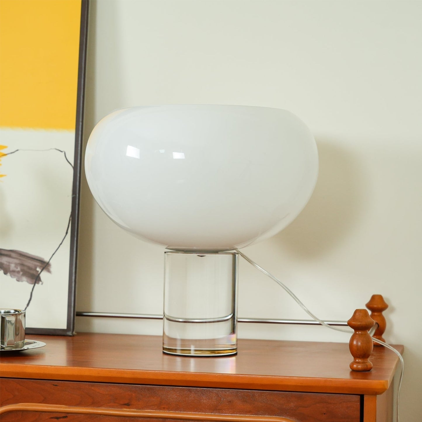 GlowBuds - Moderne Tafel Lamp met Rond Glasontwerp