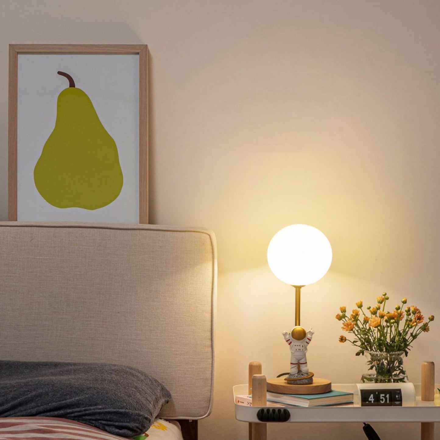 MoonGlow - Creative Table Lamp with Moon Shape and LED Light