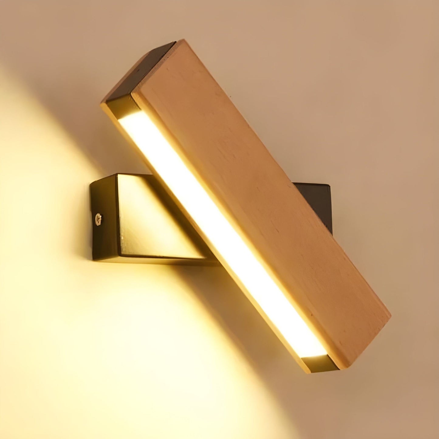 LumeOak - Elegante LED Holz Wandlampe