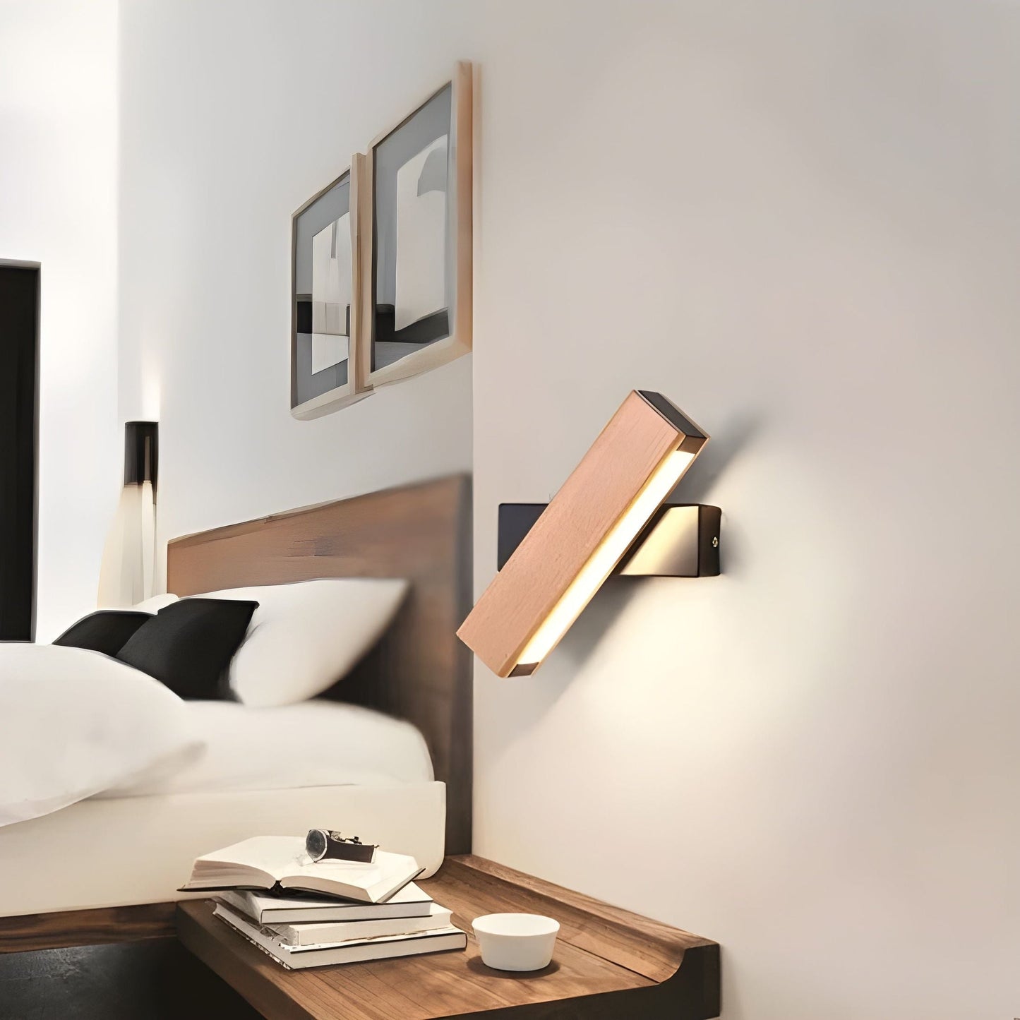 LumeOak - Elegante LED Holz Wandlampe