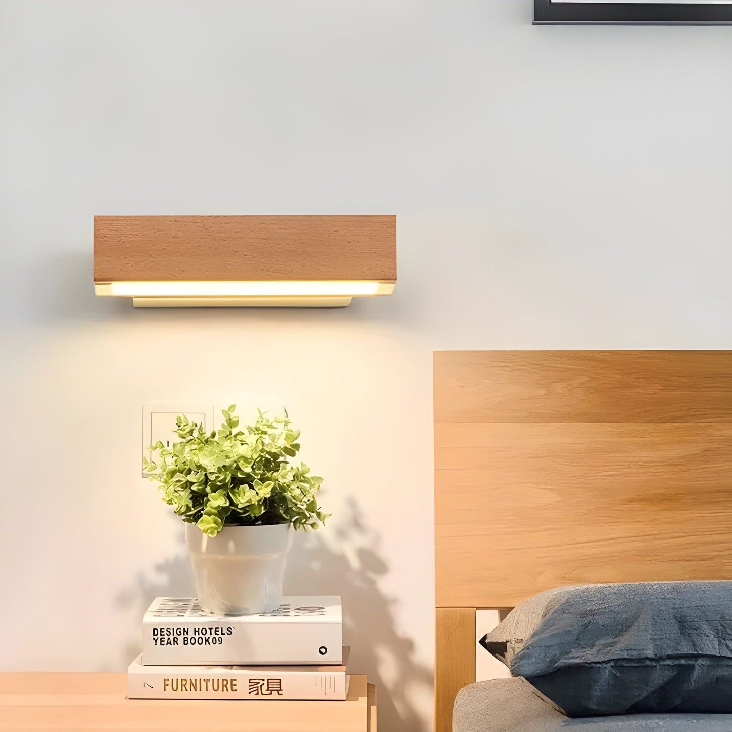 LumeOak - Elegante LED Holz Wandlampe