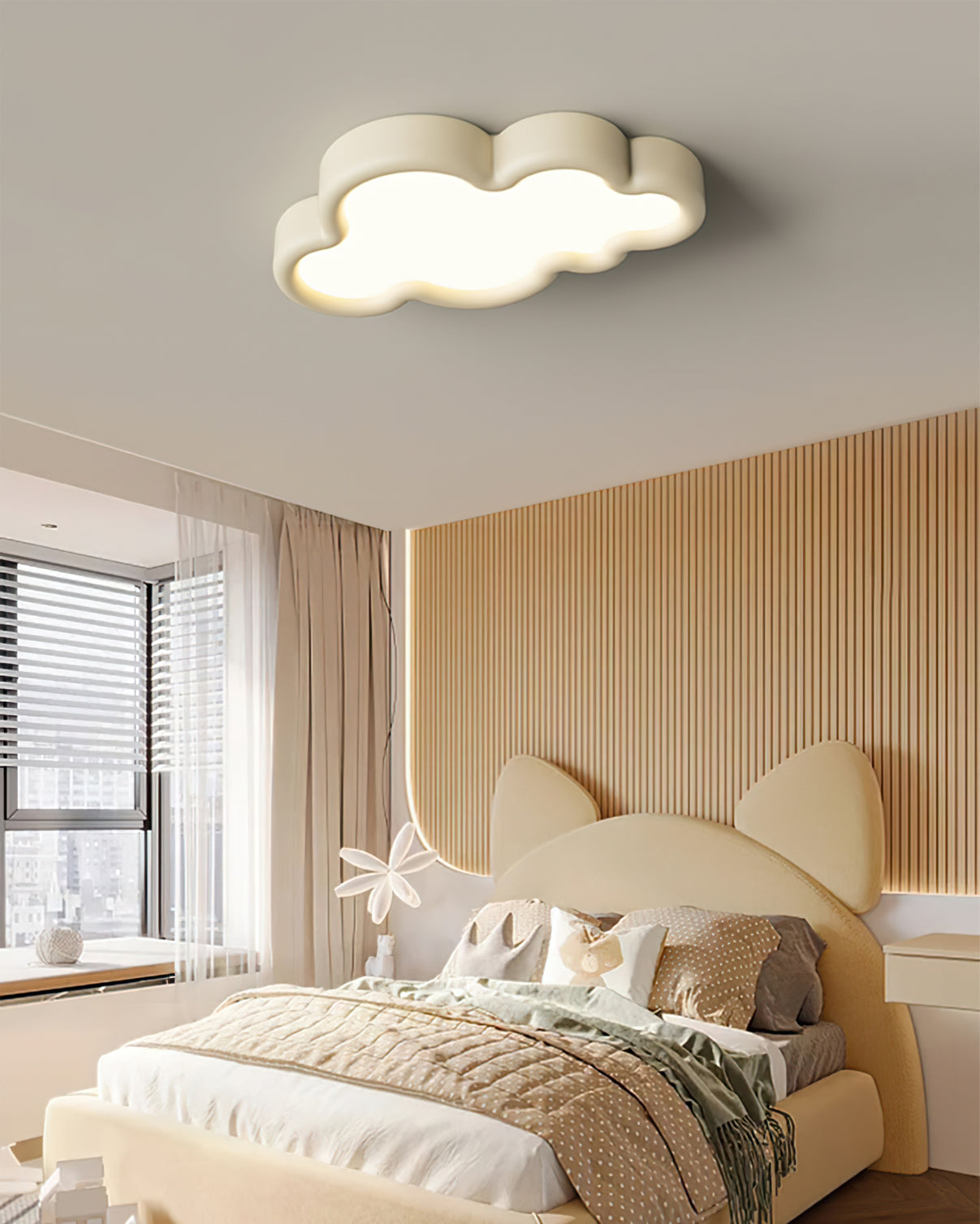 CrownLuxe - Regal Ceiling Lamp with Queen's Style and Subtle Lighting