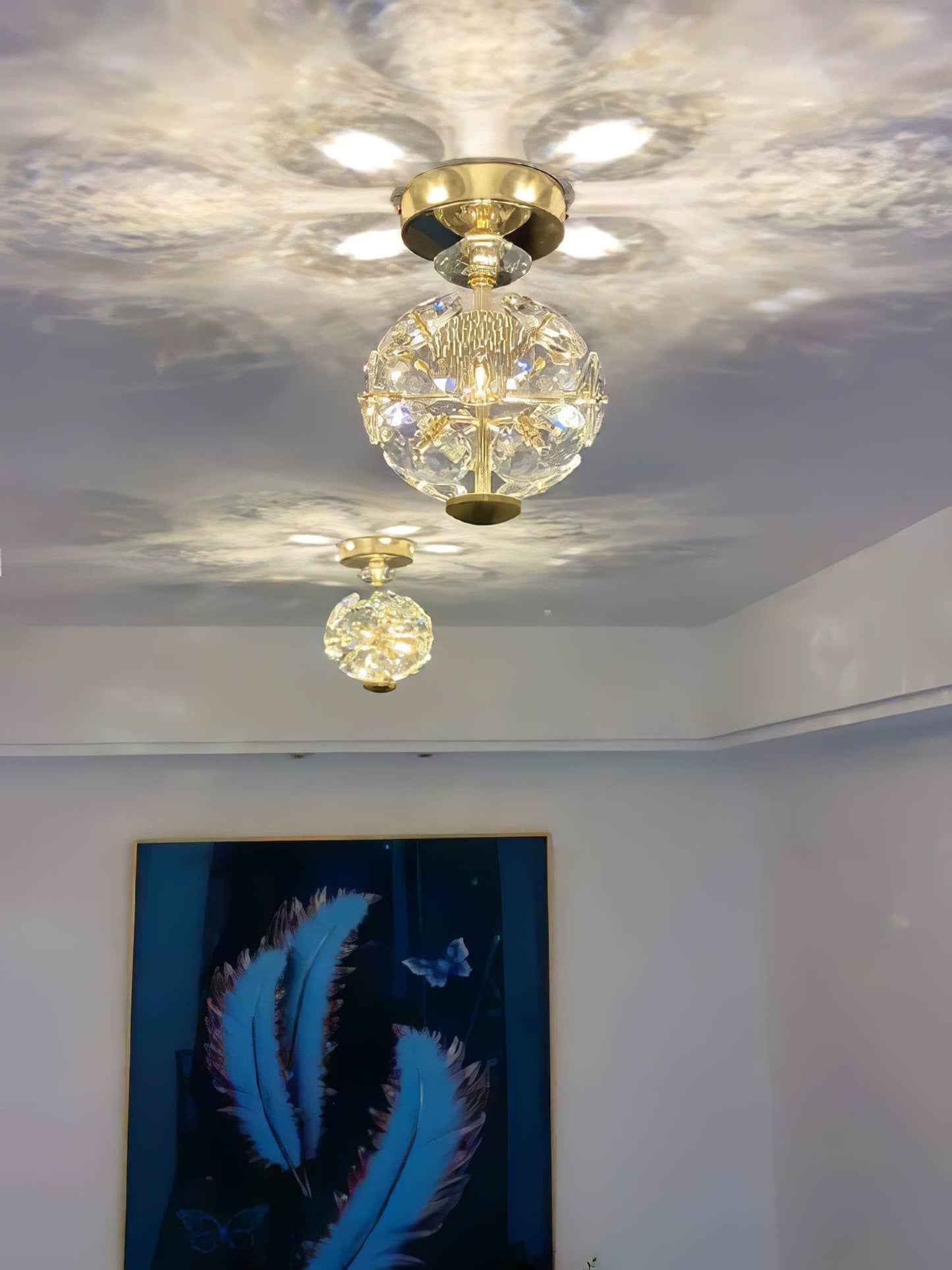 CrystalGlobe - Ceiling Lamp with Polished Crystal Sphere and Classic Design