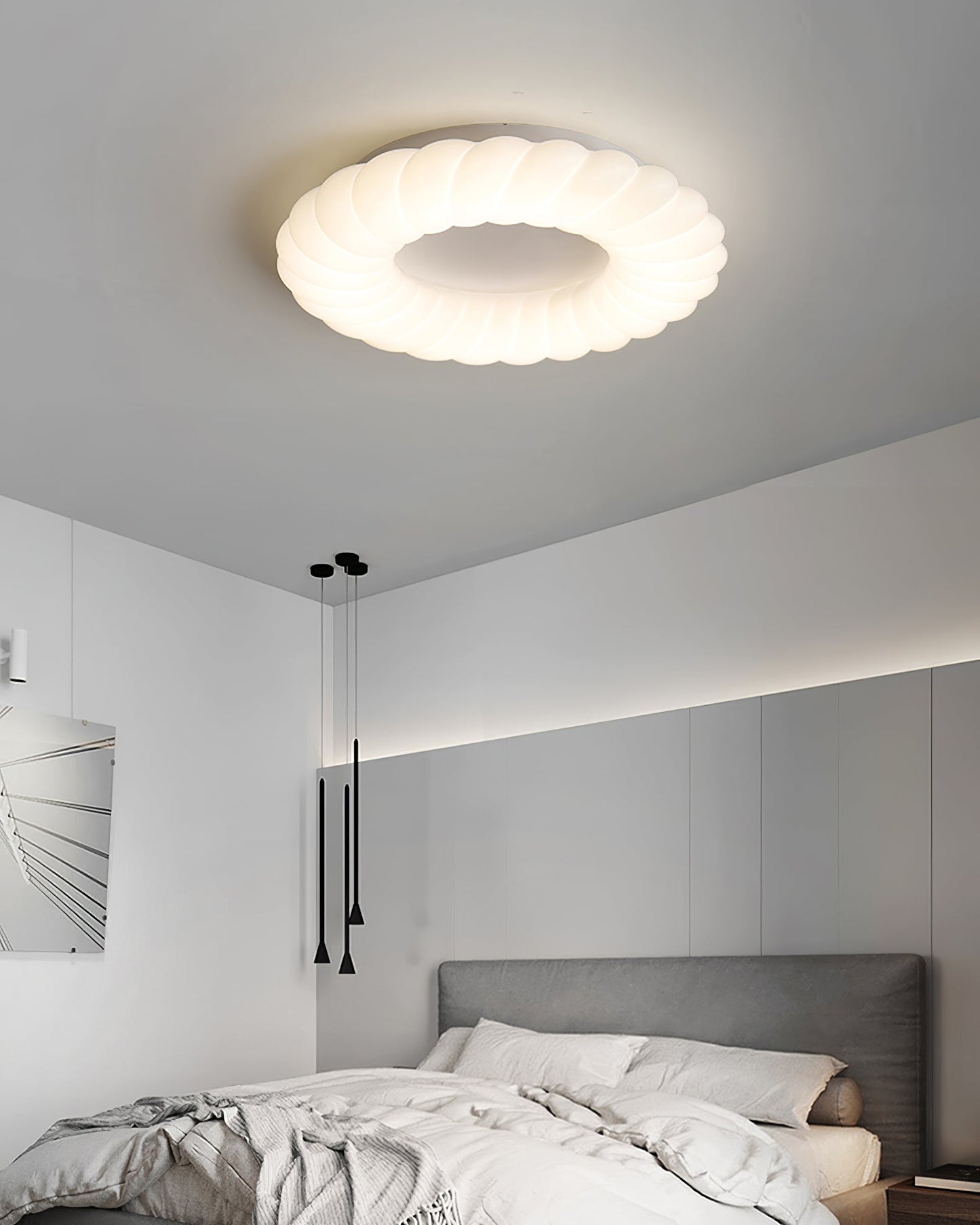 CloudGlow - Ceiling Lamp with Light and Elegant Form