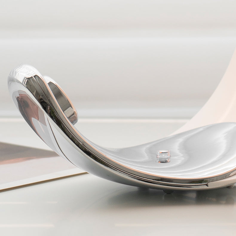 GraceGlow - Table Lamp with Elegant Swirls and Soft Glow