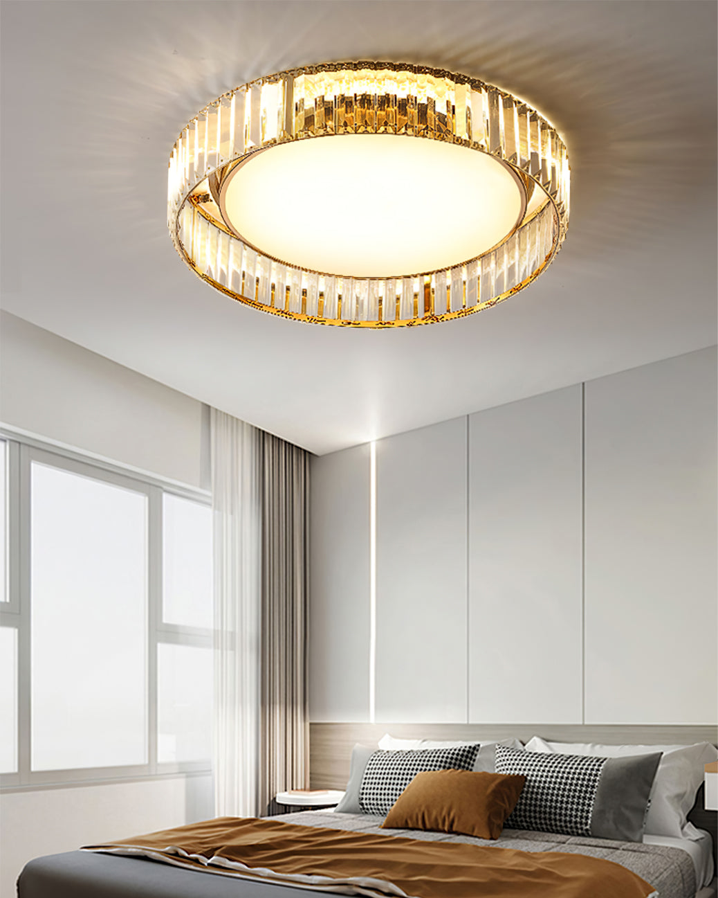 CurzonBeam - Modern Ceiling Light with Subtle Illumination