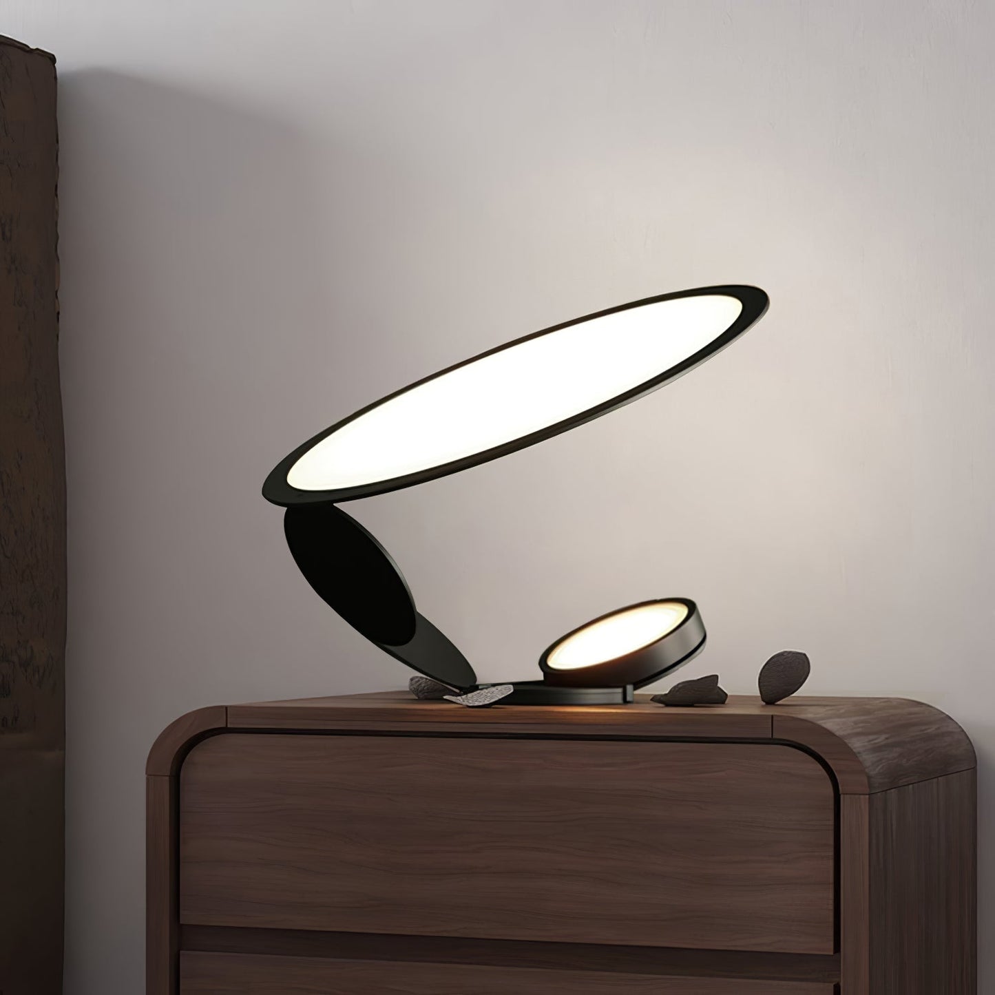 CarveGlow - Elegant Lamp with Subtle Carved Details and Soft Light