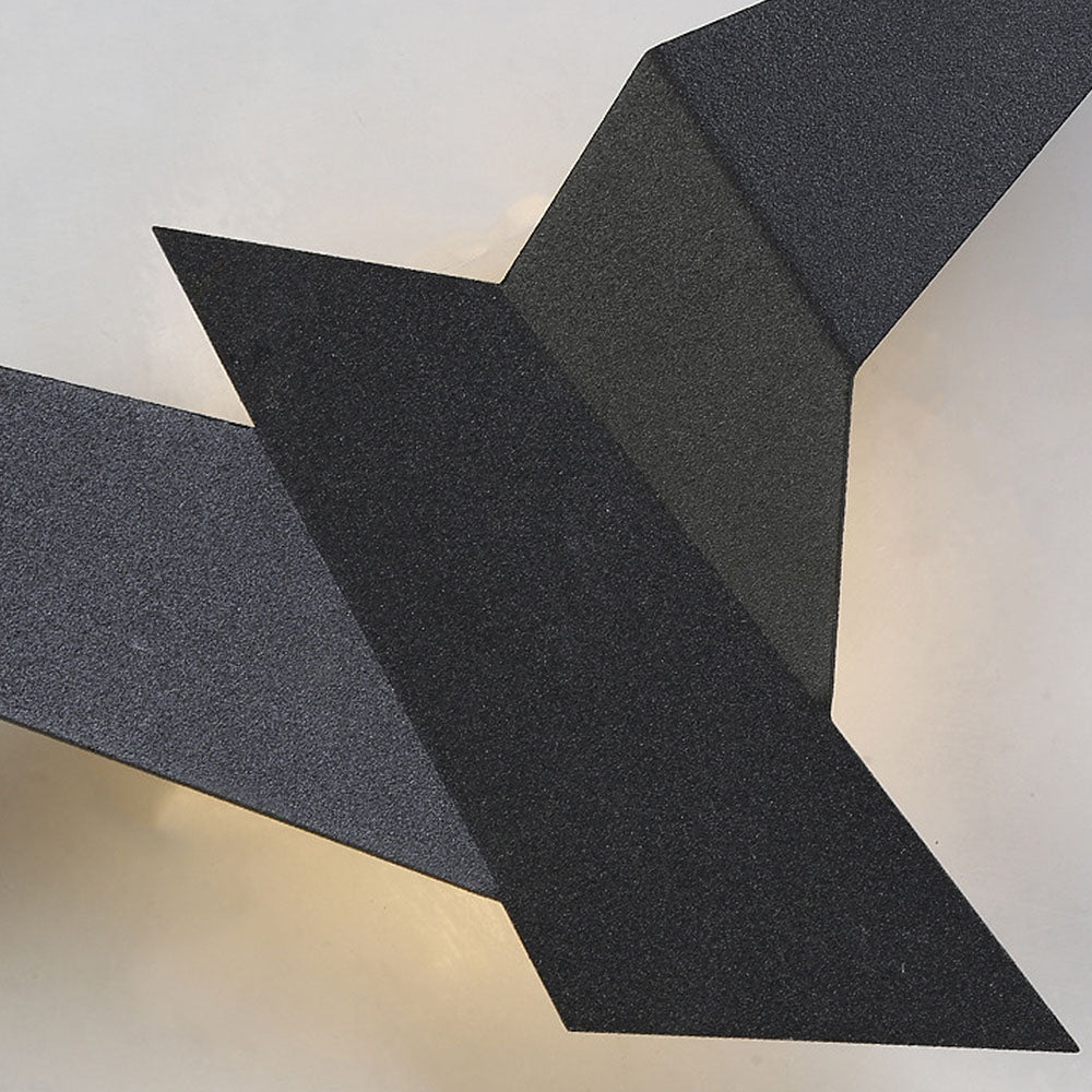 WingedBeam – Decorative Bird-Shaped Wall Light