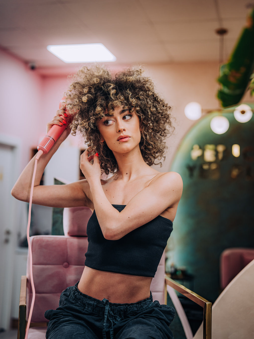 StyleDry - Szybkoschnąca suszarka do włosów z dyfuzorem do gładkich, zdefiniowanych loków