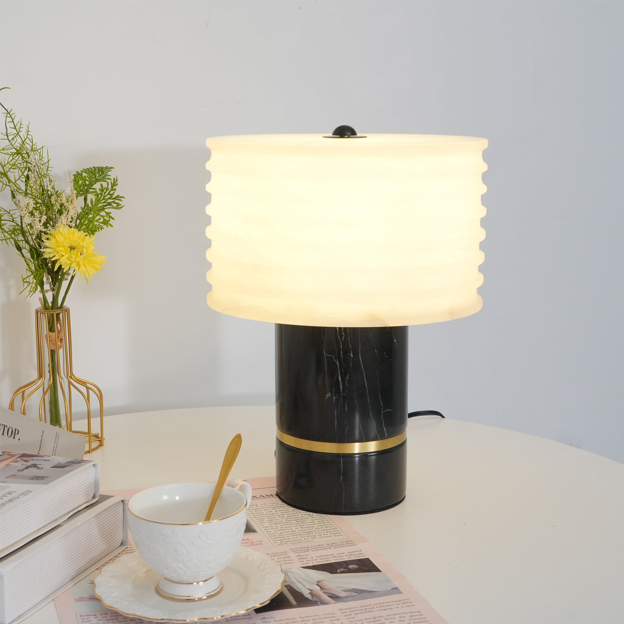 GlimmerAura - Contemporary Table Lamp