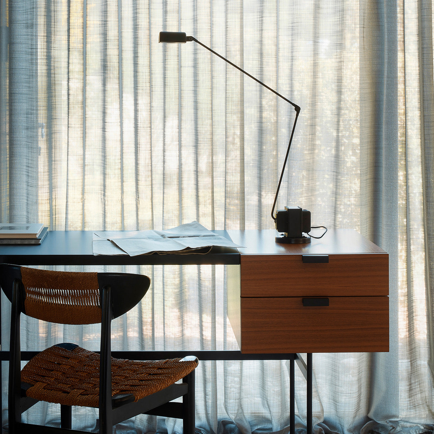 ZalenaShine - Modern Table Light