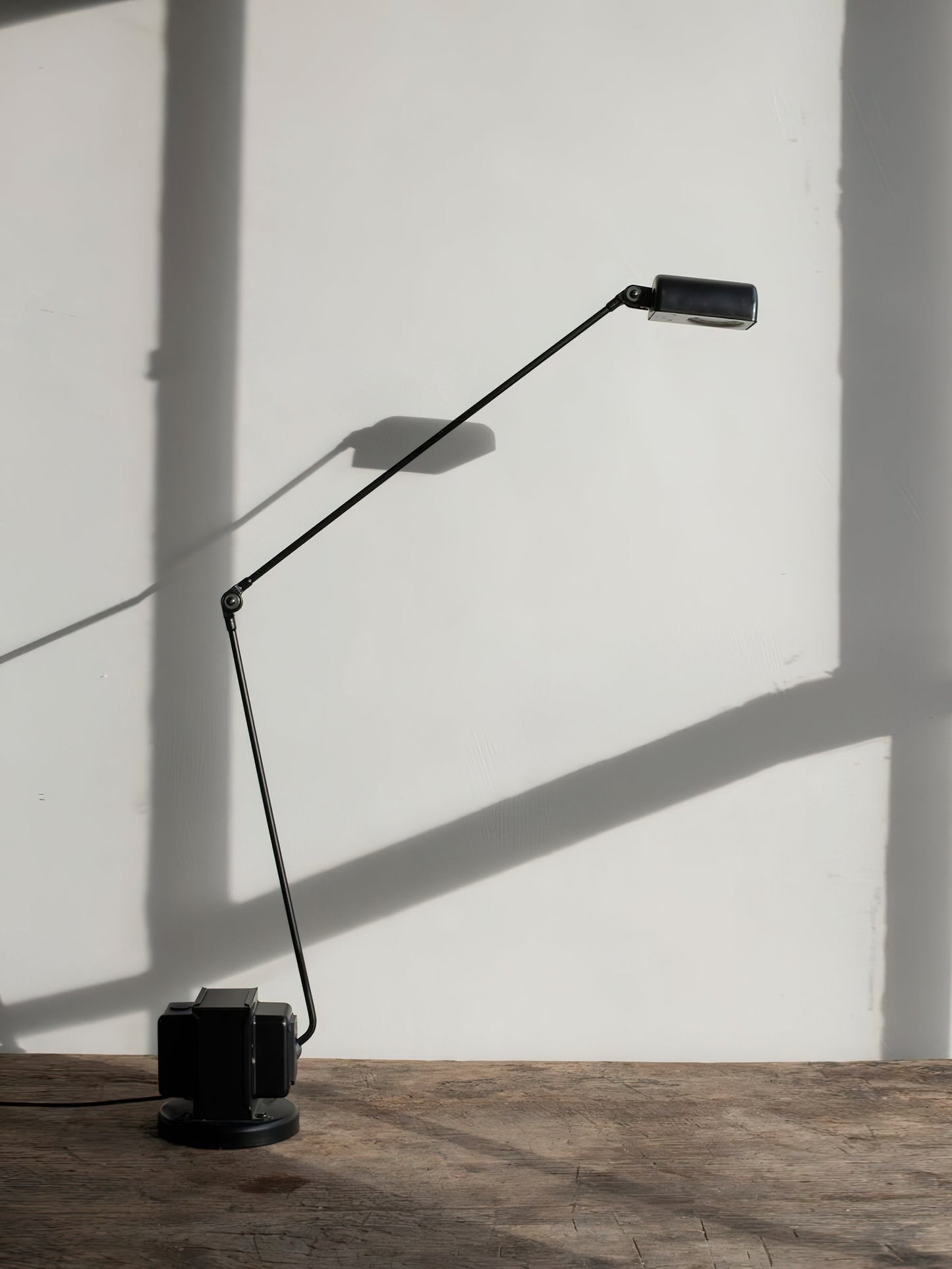 ZalenaShine - Modern Table Light