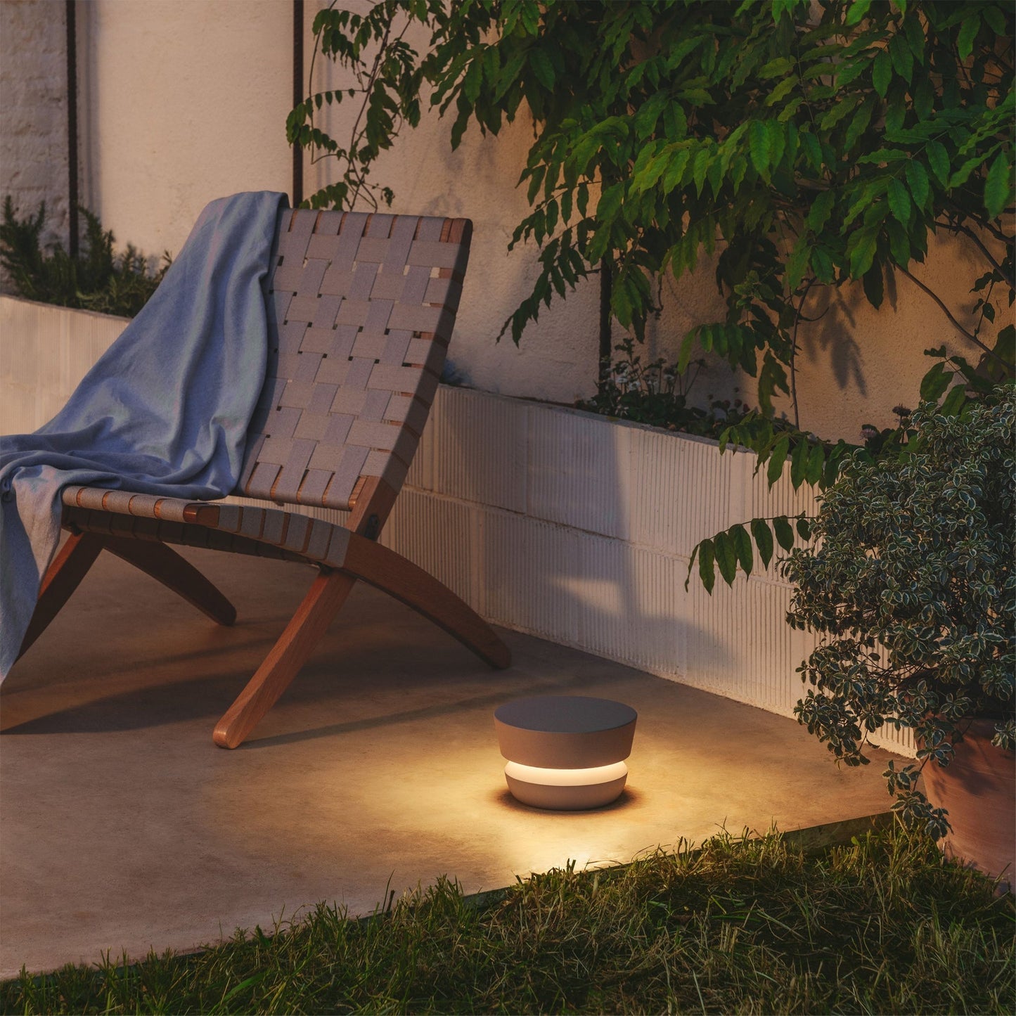 DottedShine - Garden Lamp