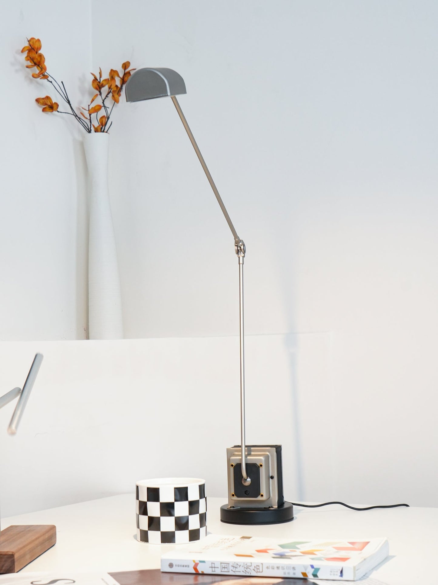 ZalenaShine - Modern Table Light