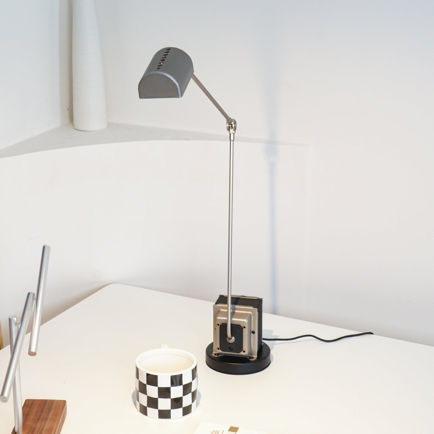 ZalenaShine - Modern Table Light