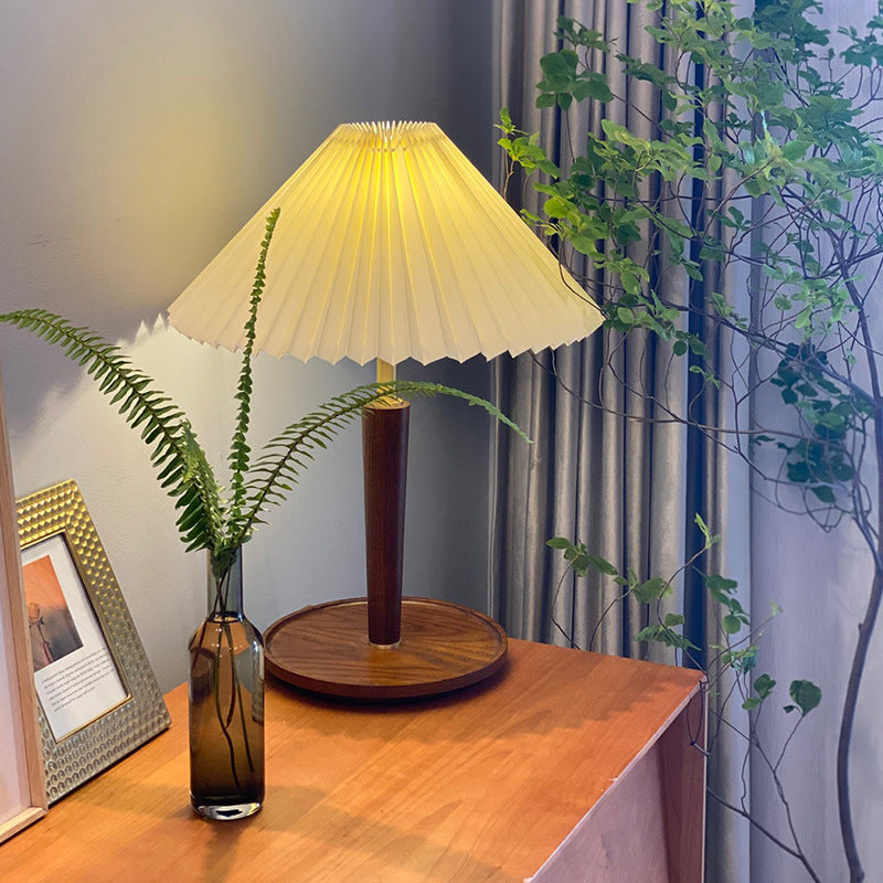 GlowTimber - Classic Wooden Plissé Lamp