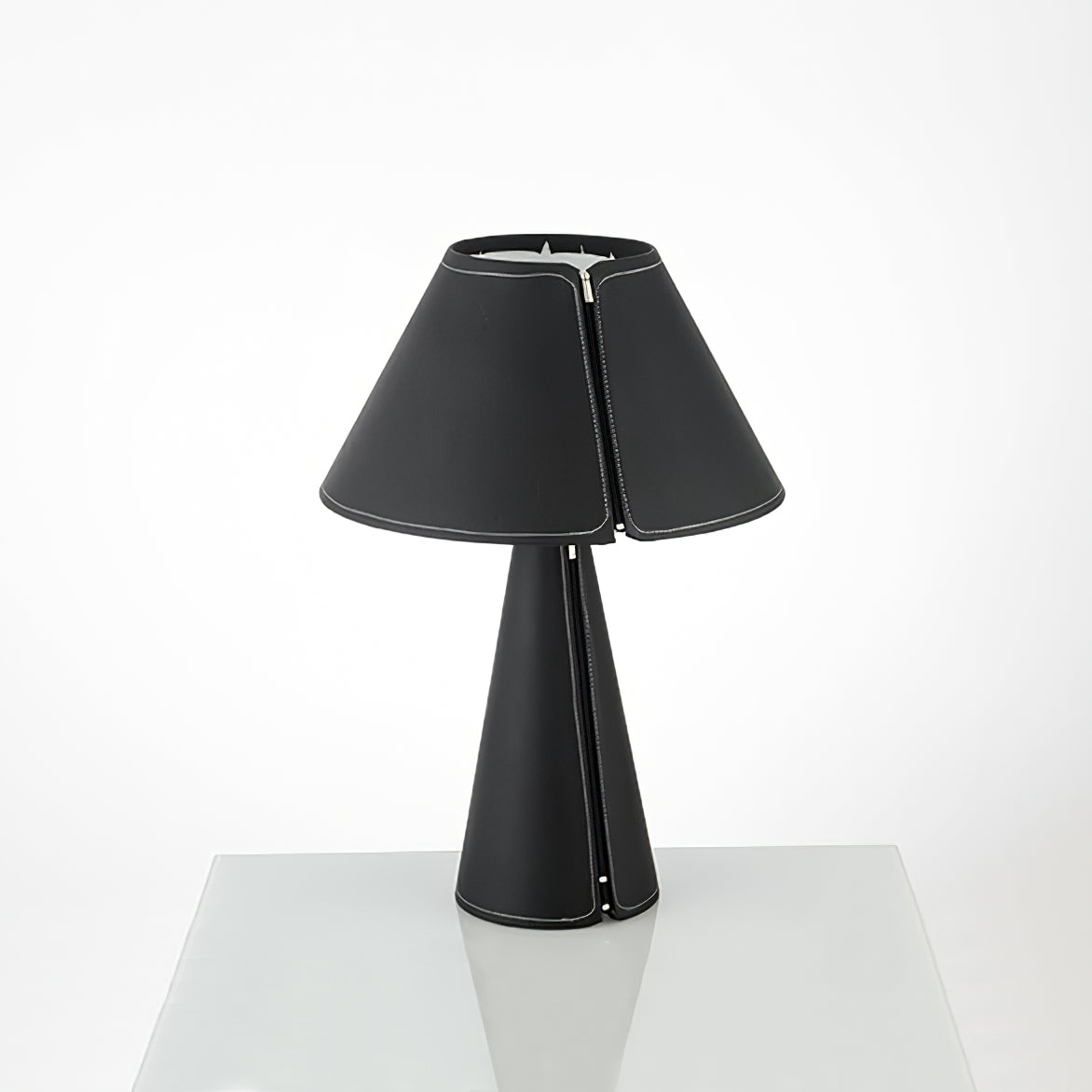 LumenLeaf - Stylish Desk Lamp