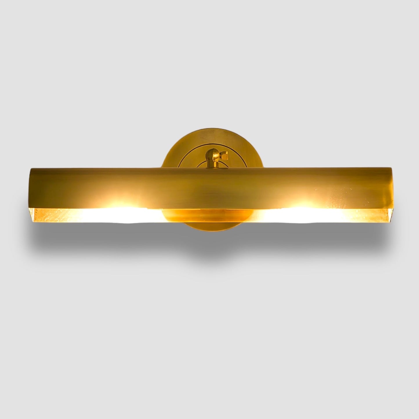 TimelessLume – Lámpara de Pared de Oro Lujo para Interiores Clásicos