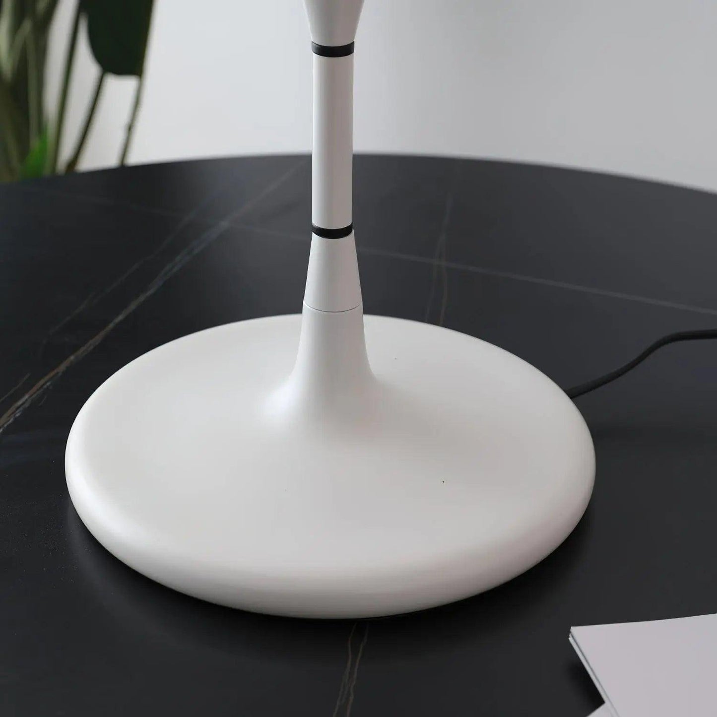 FontanaBeam - Elegant Scandinavian Table Lamp