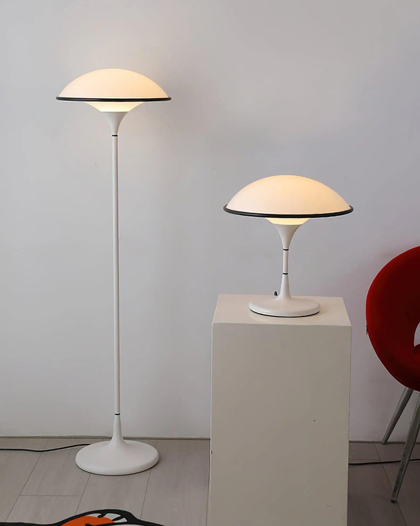 FontanaBeam - Elegant Scandinavian Table Lamp